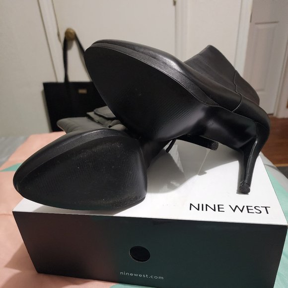 Nine West - Picture 3 of 4